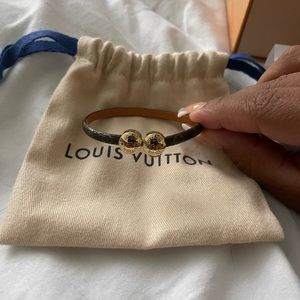 LV Bracelet